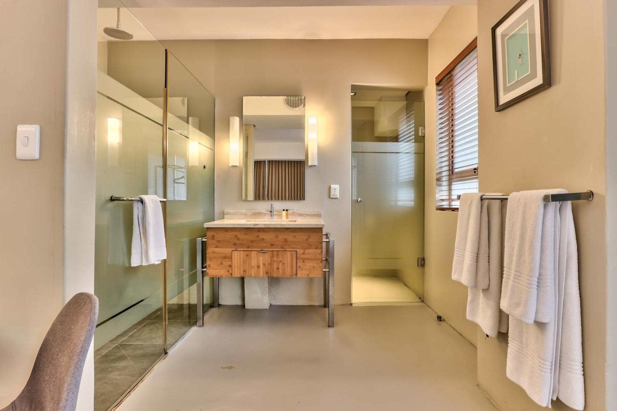 Wink Foreshore 4*