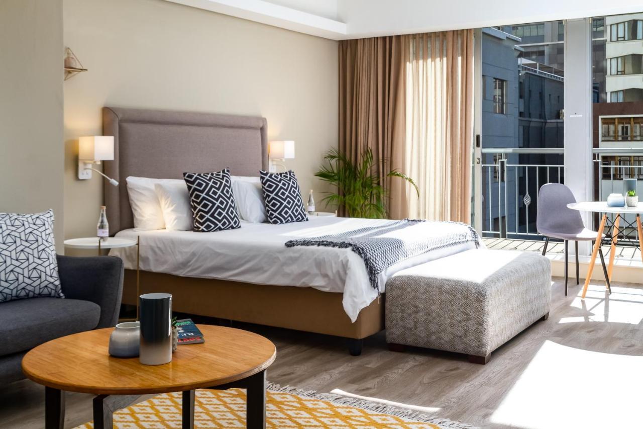 Hotel Wink Foreshore 4*
